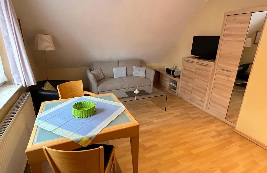 Haus Delphin - Ferienwohnung 1-1
